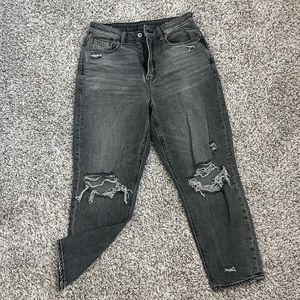 Barely worn! AEO Strigid Distressed Jeans